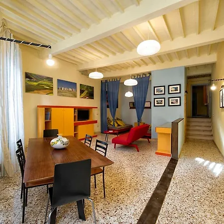 Apartment Spacious And Comfortable In Foiano Della Chiara - 125 M² *