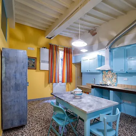 Spacious And Comfortable In Foiano Della Chiara - 125 M² Апартаменты